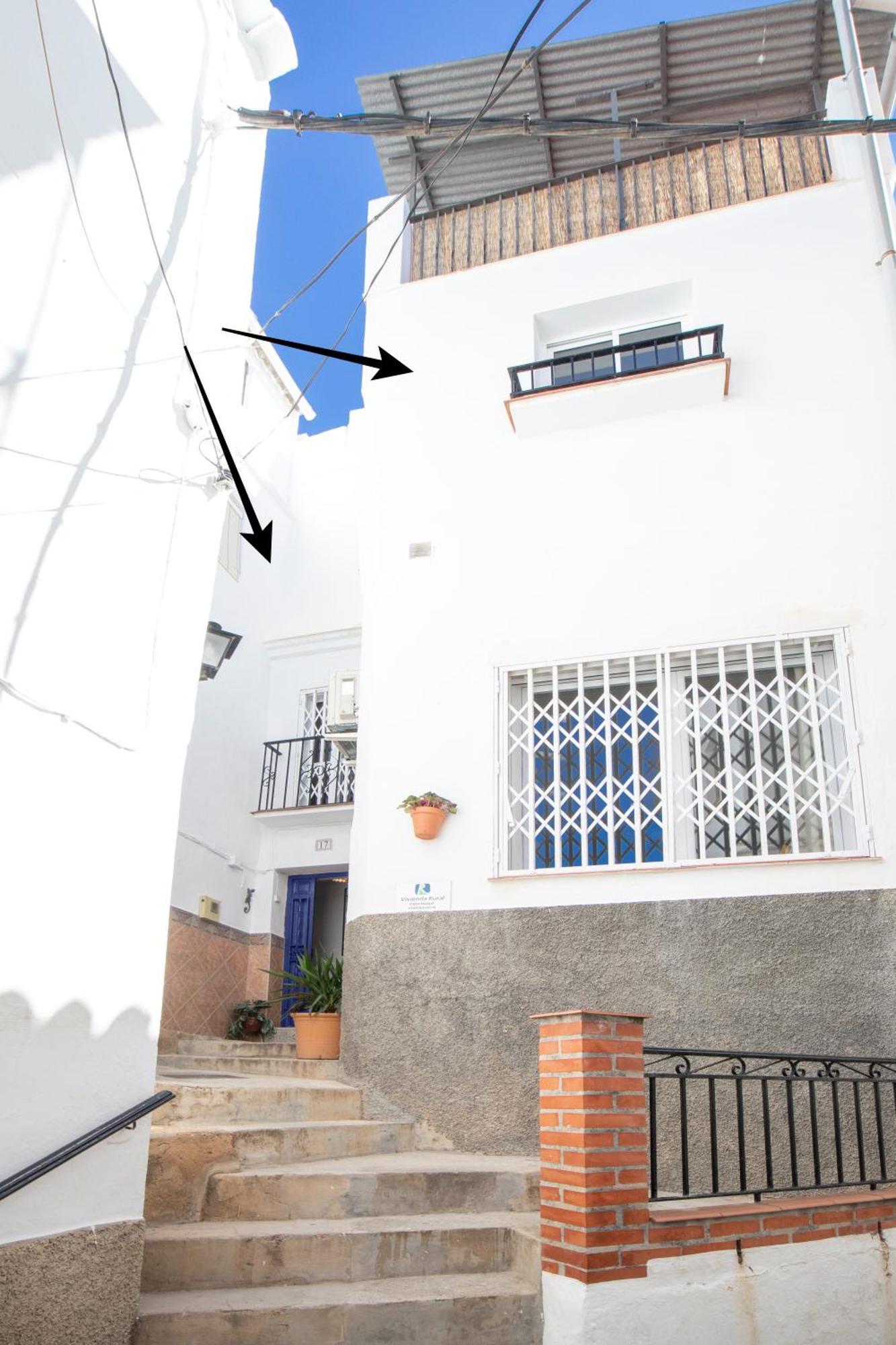 Casa Marlo, Spacious House In The Lively Centre Of Cómpeta Екстериор снимка